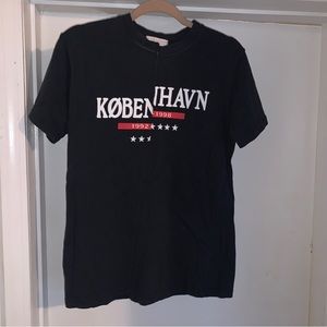 ToyDress Tshirt. Women’s size Medium made in Seoul Korea